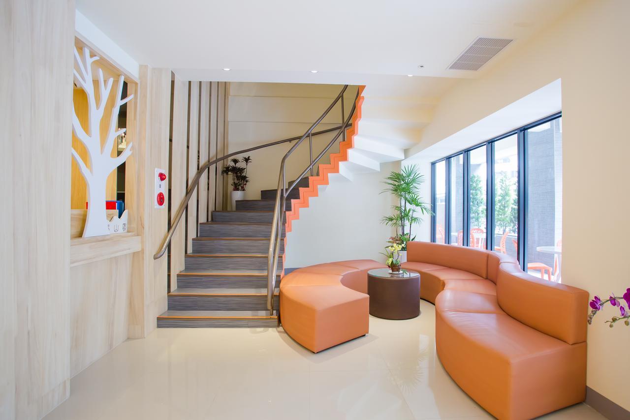 Yung An Business Hotel Dounan Exterior photo
